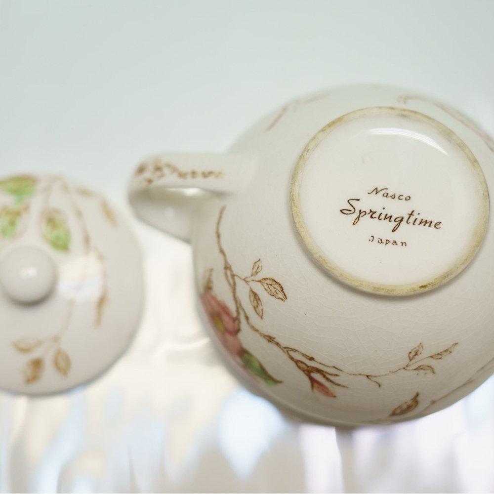 NASCO Springtime Pink Sugar Bowl With Lid & Cruet (Japan) - Picture 2 of 3